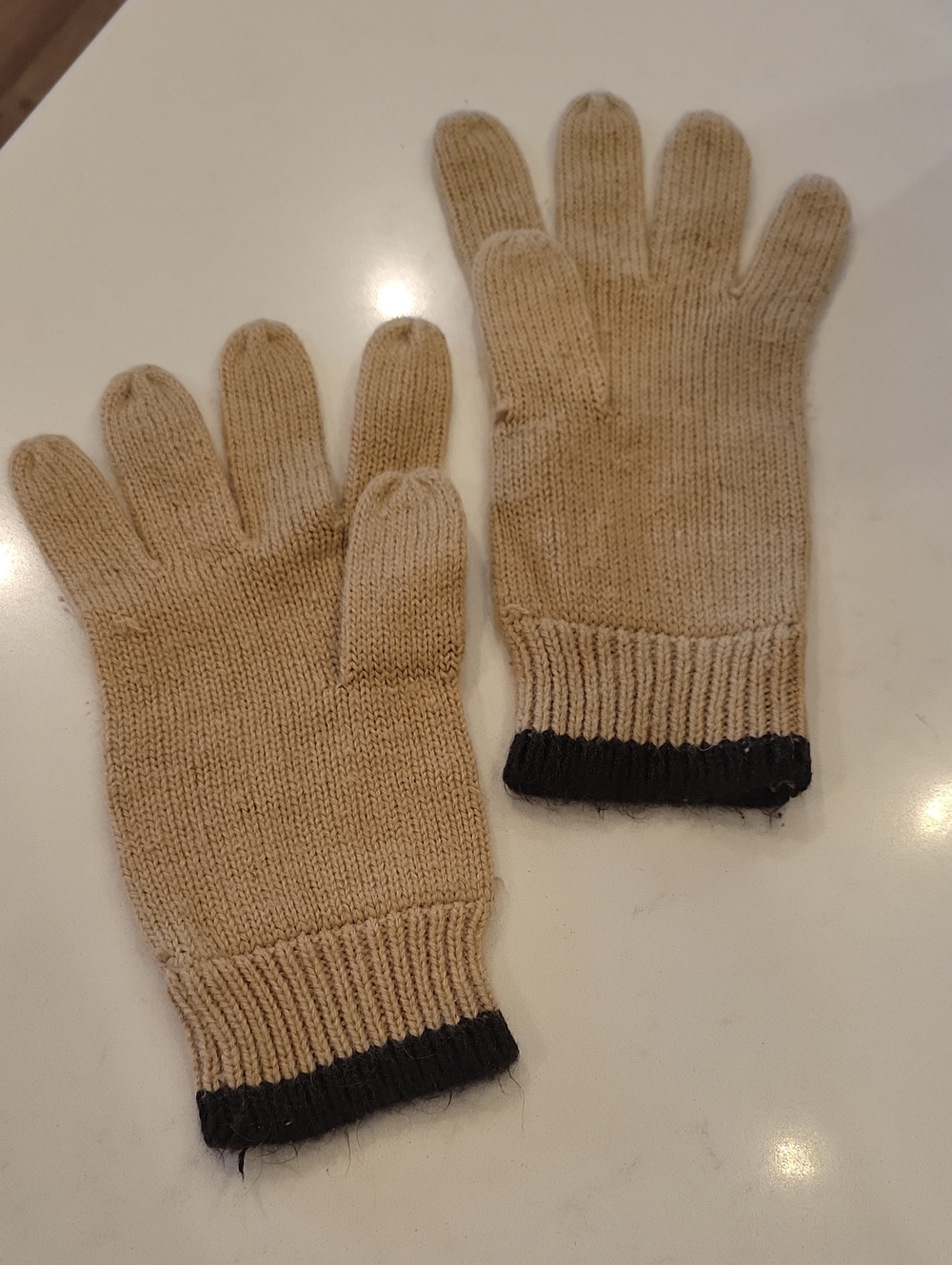 Free With Purchase EUC Brown Knit Gloves